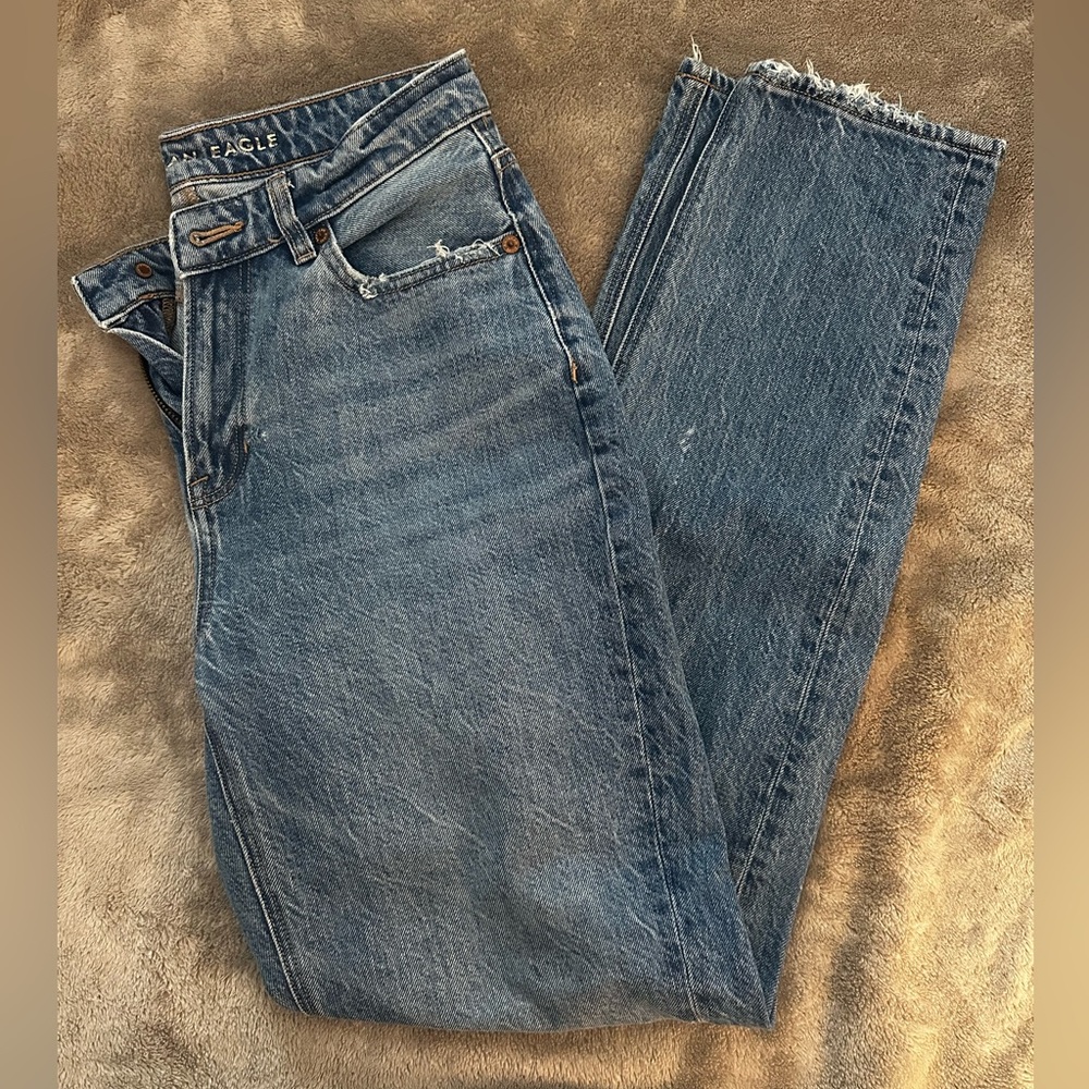 American Eagle Mom Jeans